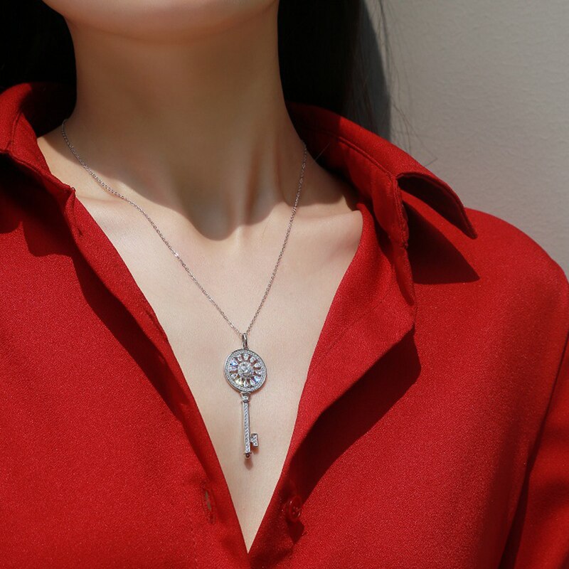 Heart Key 0.5ct Moissanite Keychain Pendent set in S925 Sterling Silver Neck Chain For Women Gift