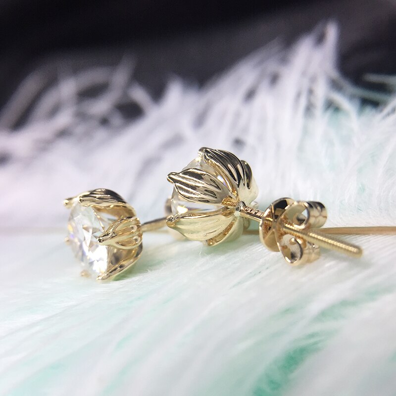 Flower Shaped carat Moissanite Stud Earrings For Women Screw